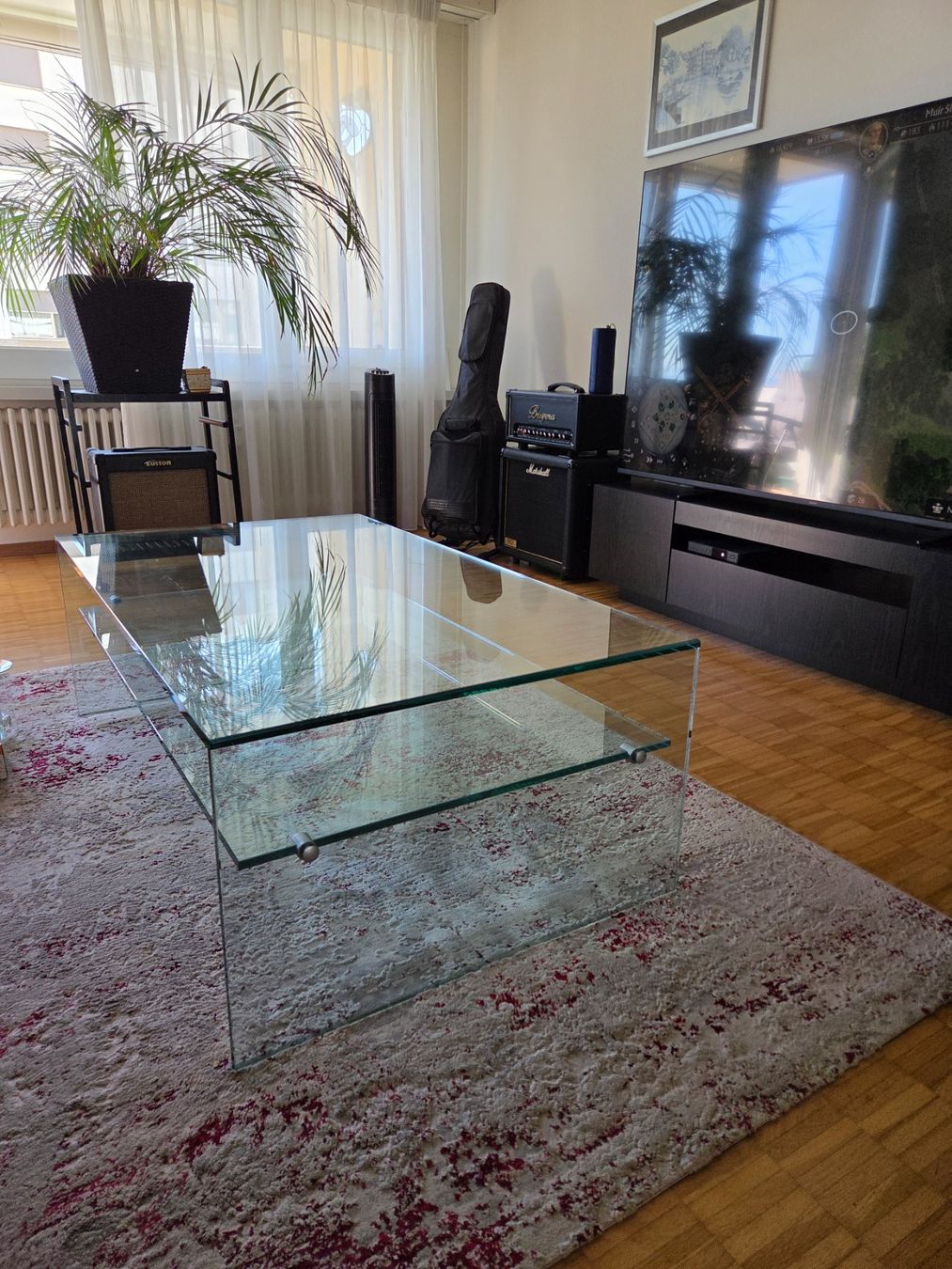 Tavoli: Couchtisch aus Glas mit Ablagefach – Usato da Au ZH venduto da noemsi95 2