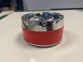 Aschenbecher rot Chrom drehbar