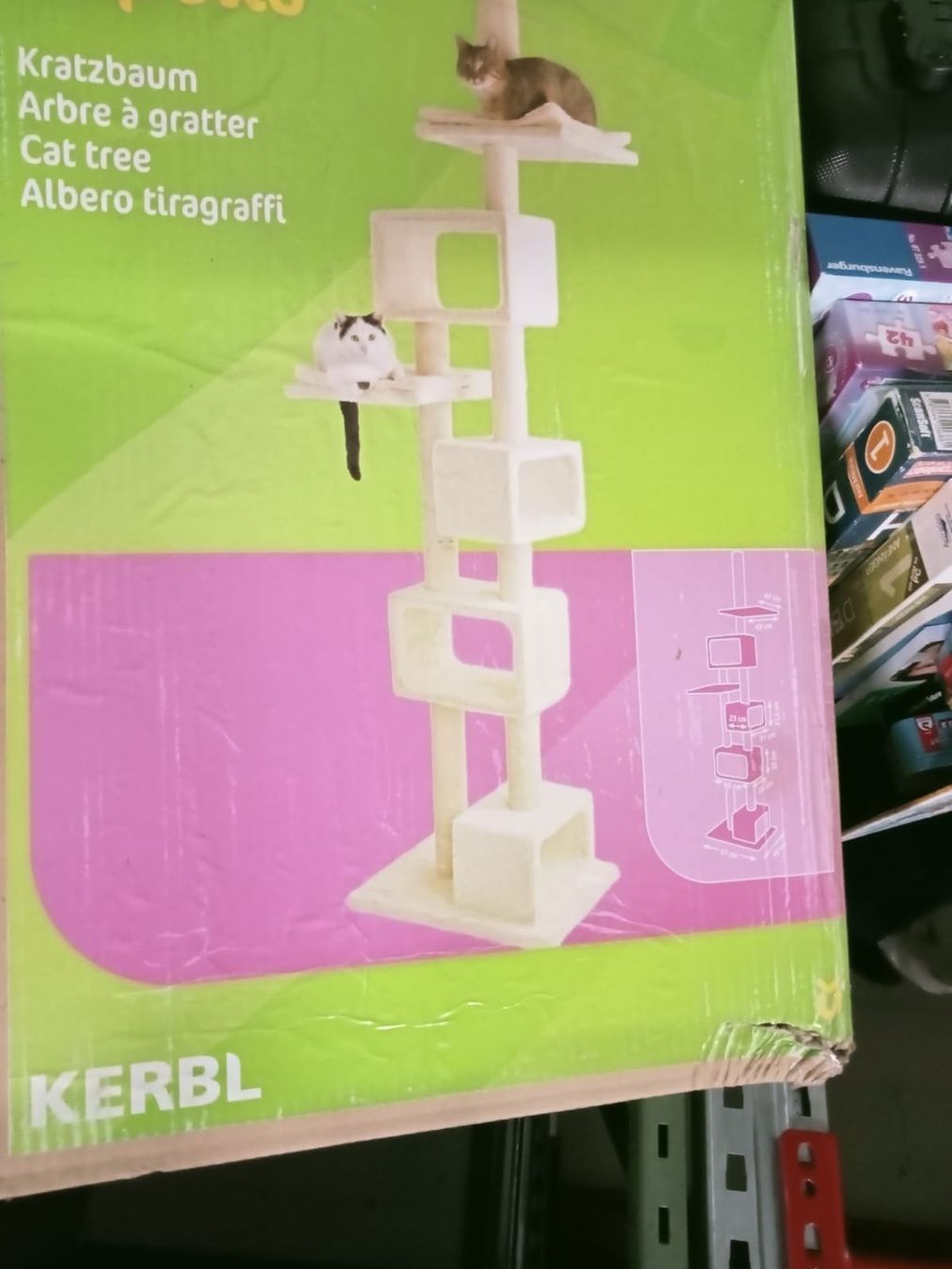 Katzenbaum - Kratzbaum: Kratzbaum – Neu und originalverpackt aus Siebnen von