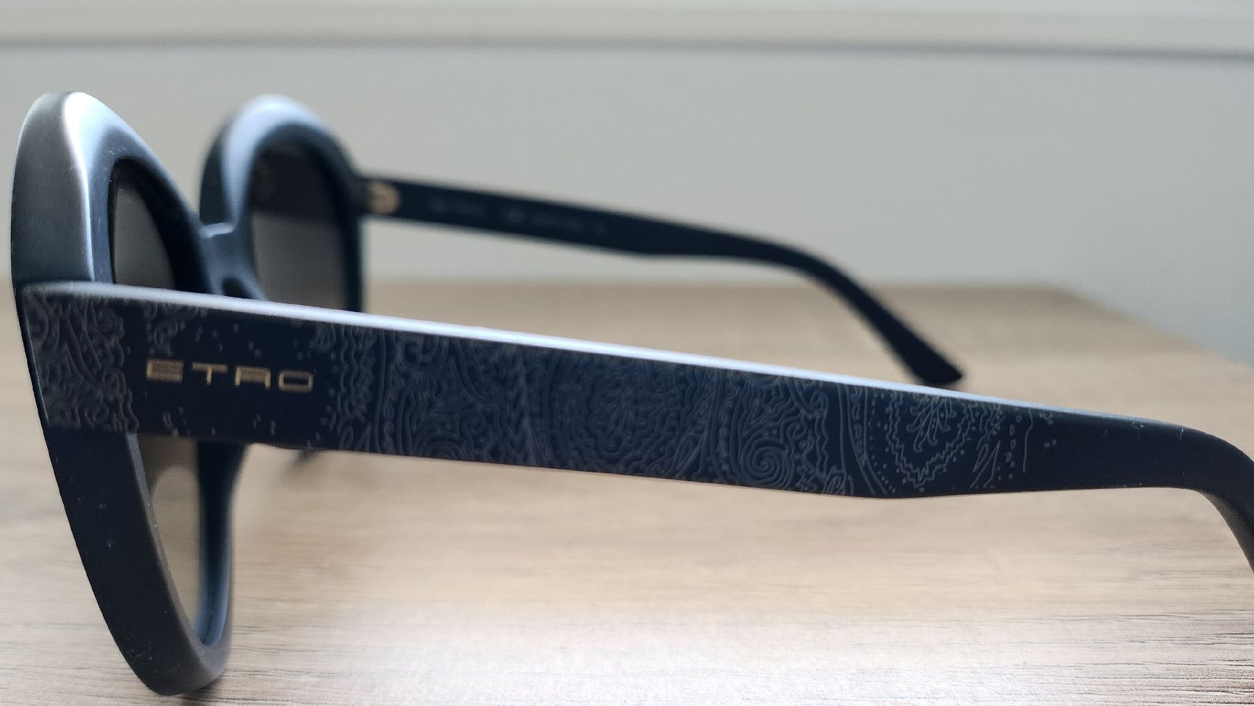 Etro Brillen & Gläser: Etro lunettes de soleil  – Neu und originalverpackt aus Sion von Minabo78 2