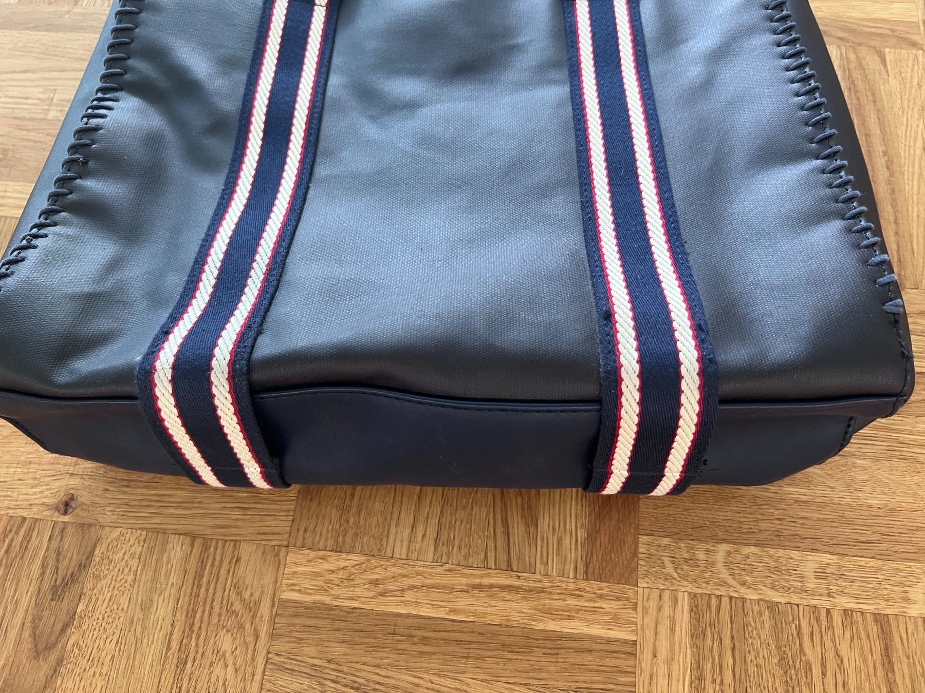 Tommy Hilfiger Taschen für Damen: Tommy Hilfiger tasche – Gebraucht aus Neuhaus SG von bernike 4