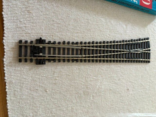 Trains électriques: Peco  Weiche SL E 89 – Neuf (Voir description) à Frenkendorf par HampeFrenk 1