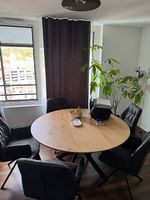 Tisch inkl. Stühle