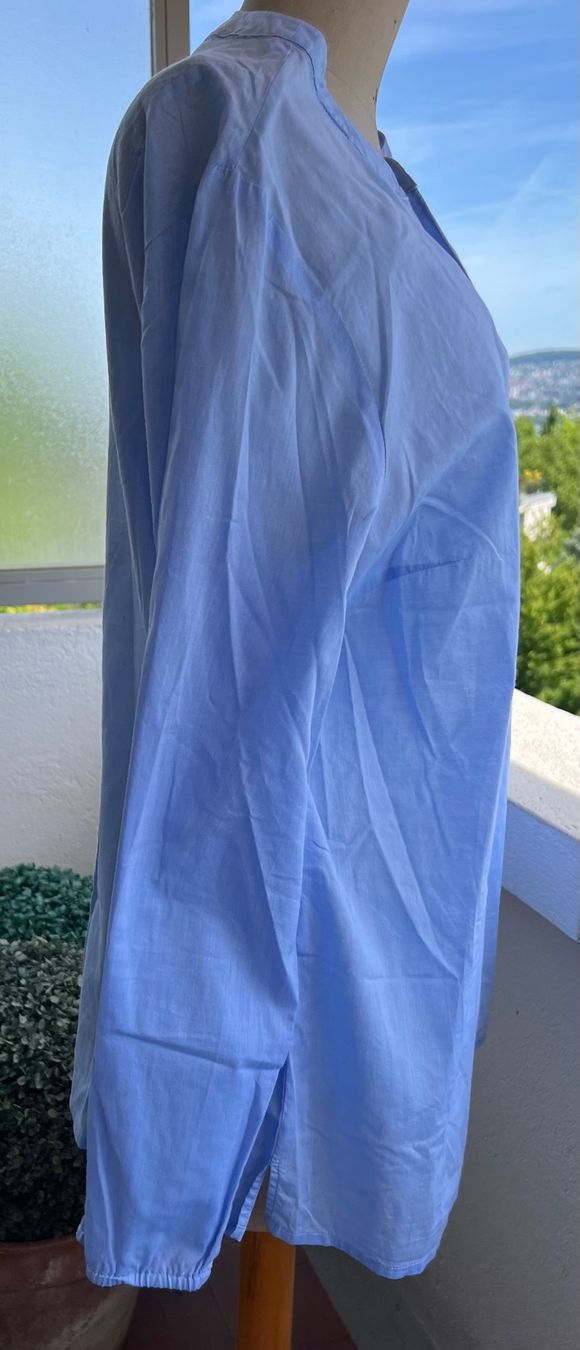 Camicette: Leichte Sommerbluse hellblau Gr.44 – Usato da Kilchberg ZH venduto da jul_d2j2 2