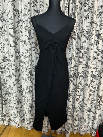SCHWARZES BERSHKA SOMMERKLEID