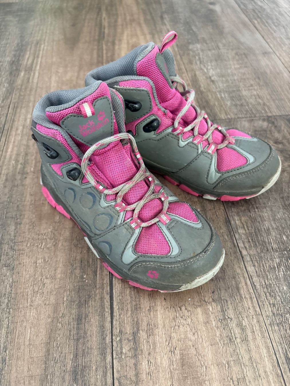 Jack Wolfskin Schuhe für Mädchen: Wanderschuhe Jack Wolfskin Grösse 31 – Gebraucht aus Hochdorf von asvi 2
