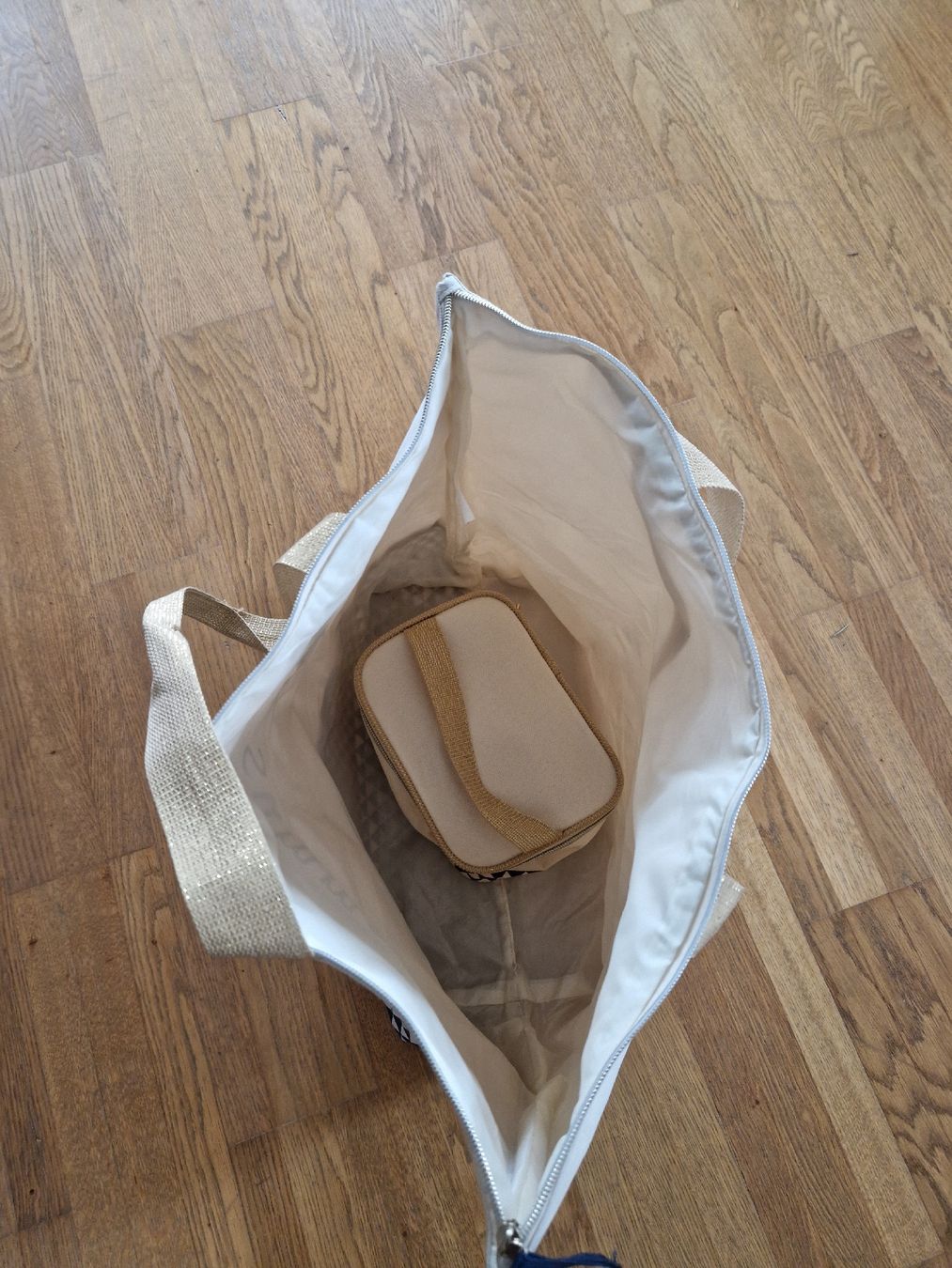 Borse da donna: Sommertasche / Badetasch mit Necessaire – Usato da Rain venduto da -LUMA- 1