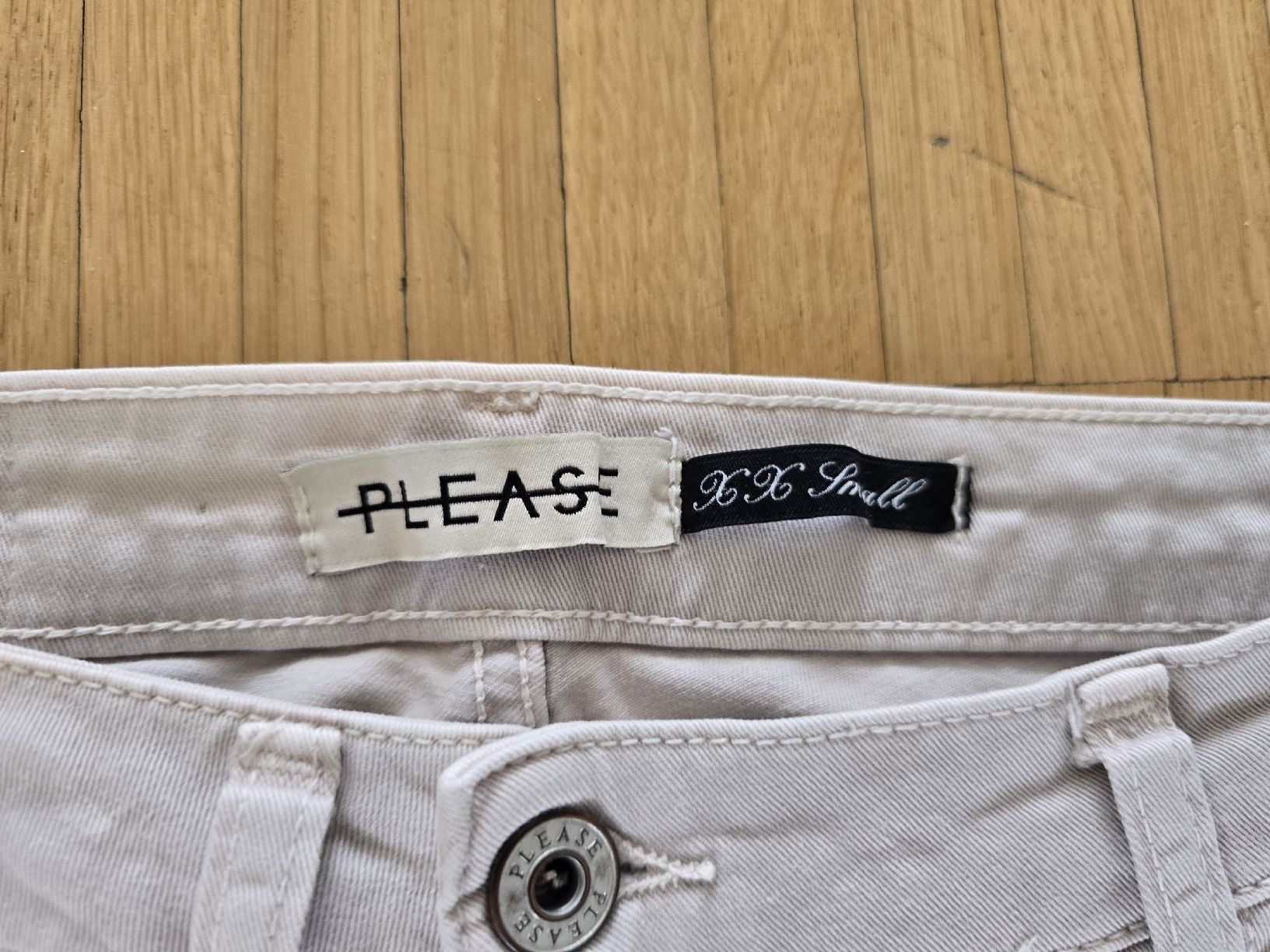 Please Jeans Jeans: Sommerliche Damen Jeans der Marke Please – Usato da Laufenburg venduto da may_r2st 1