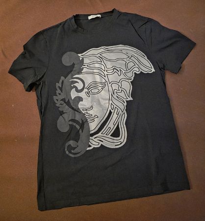 Tshirt versace schwarz Gr.S tadellos