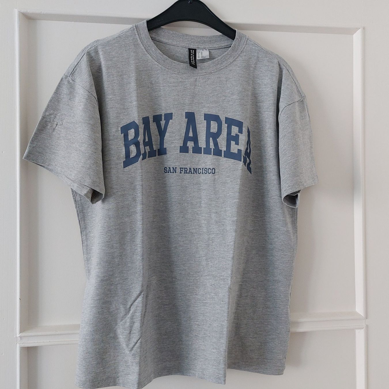H&M T-shirt: T-shirt H&M taille XS – Nuovo (secondo la descrizione) da Lausanne venduto da anta-123