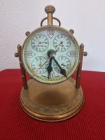 Schreibtisch Uhr mit Weltzeitfunktion und Kompass Deko . 
