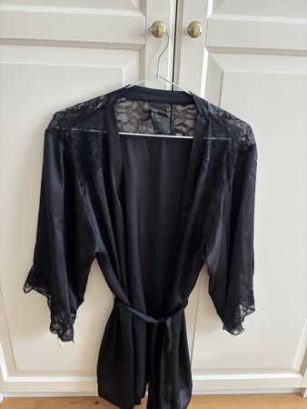 Nightgown Kimono in Black Size M/L NP: 50.-