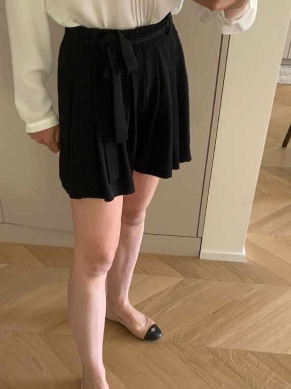 Zara Hosen: ZARA black plated elegant short XS/S – Gebraucht aus Zürich von Angela_Fashion_Lover
