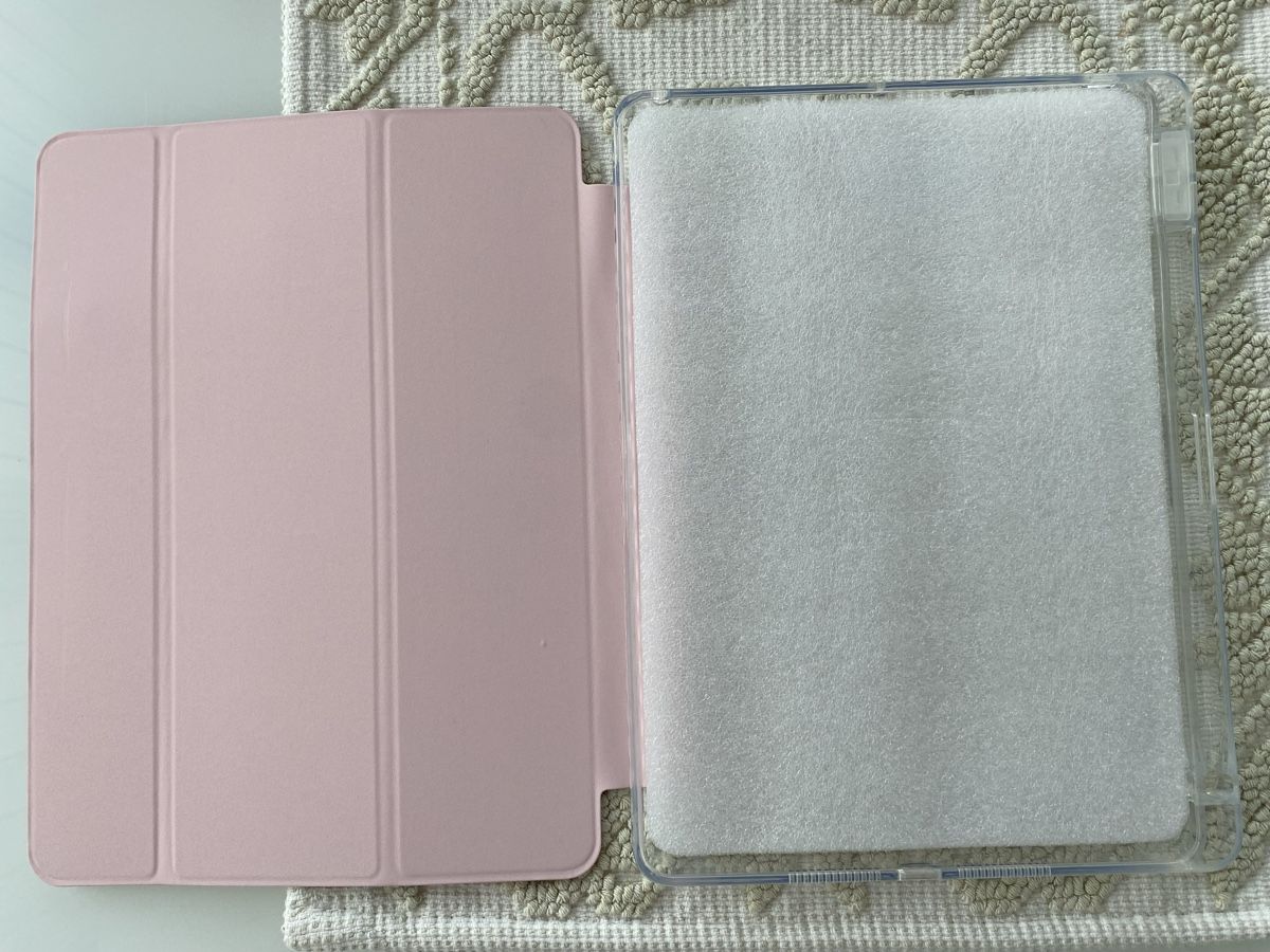 Covers & Taschen: IPad Hülle 10.2 Neu – Neu und originalverpackt aus Gümligen von zeusone1 1