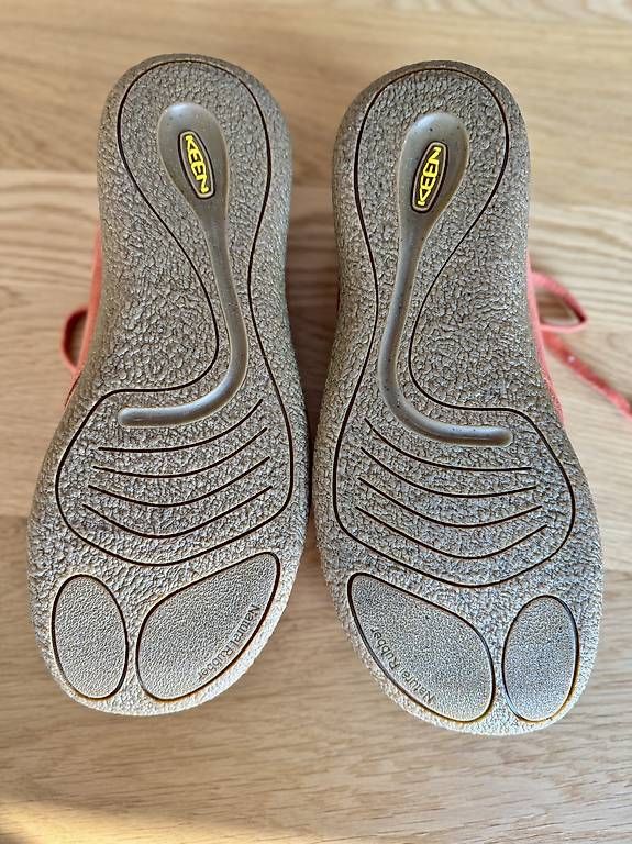 Keen Scarpe da uomo: Keen Men's Mosey Leather Chukka – Nuovo (secondo la descrizione) da Basel venduto da Alena_ 1