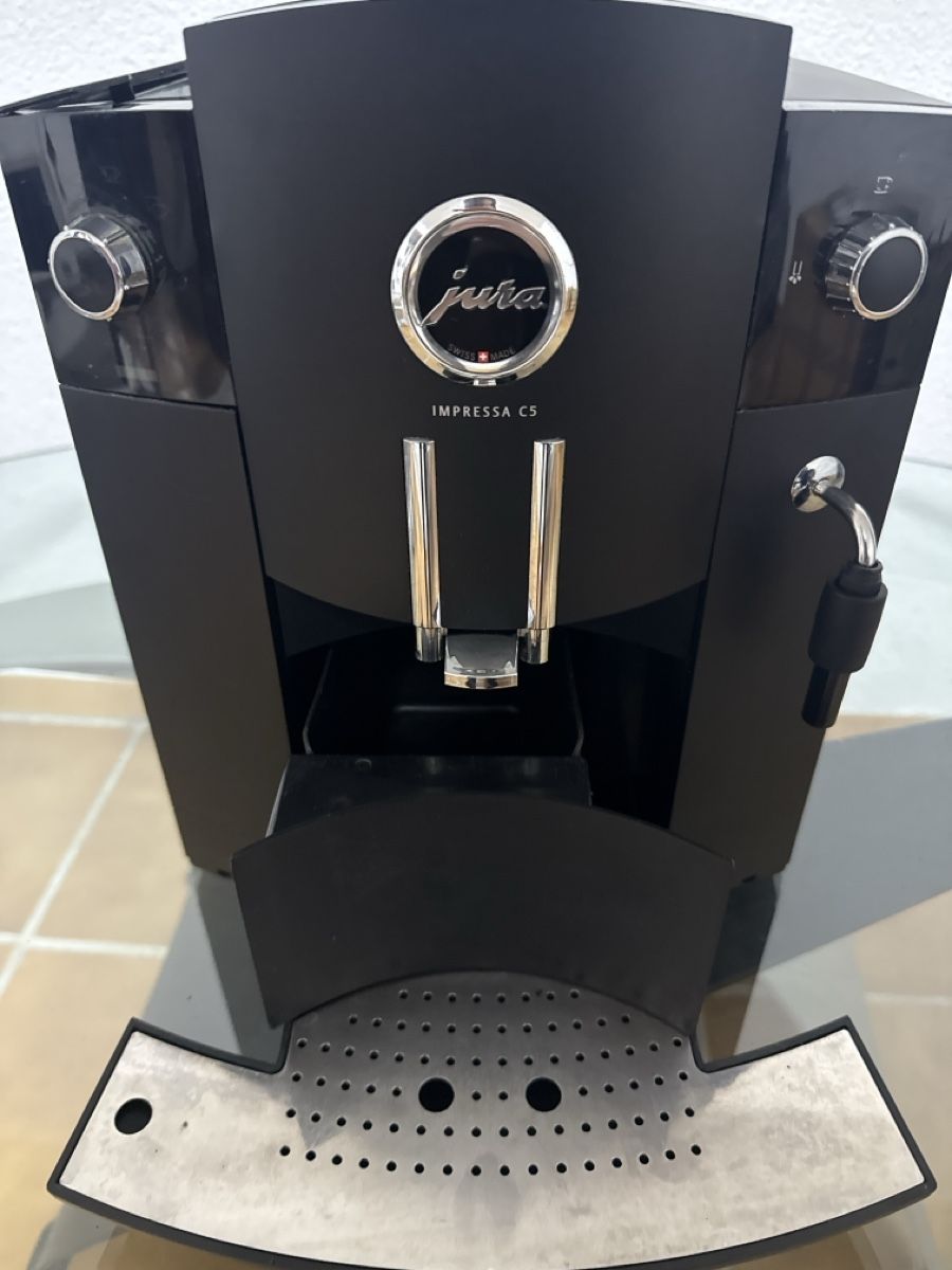 Kaffeemaschinen & Espressomaschinen: Machine à café Jura Impressa C5 - Préparation facile! – Gebraucht aus Soyhières von Jura22 1