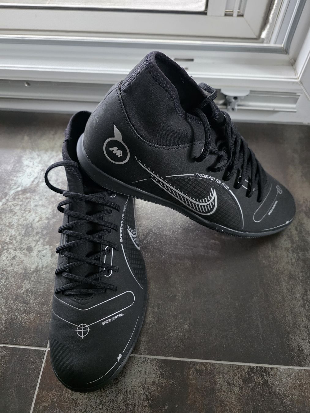 Nike Scarpe da uomo: Fussball-Hallenschuhe – Nuovo e nell'imballaggio originale da Wittenbach venduto da Pupatz