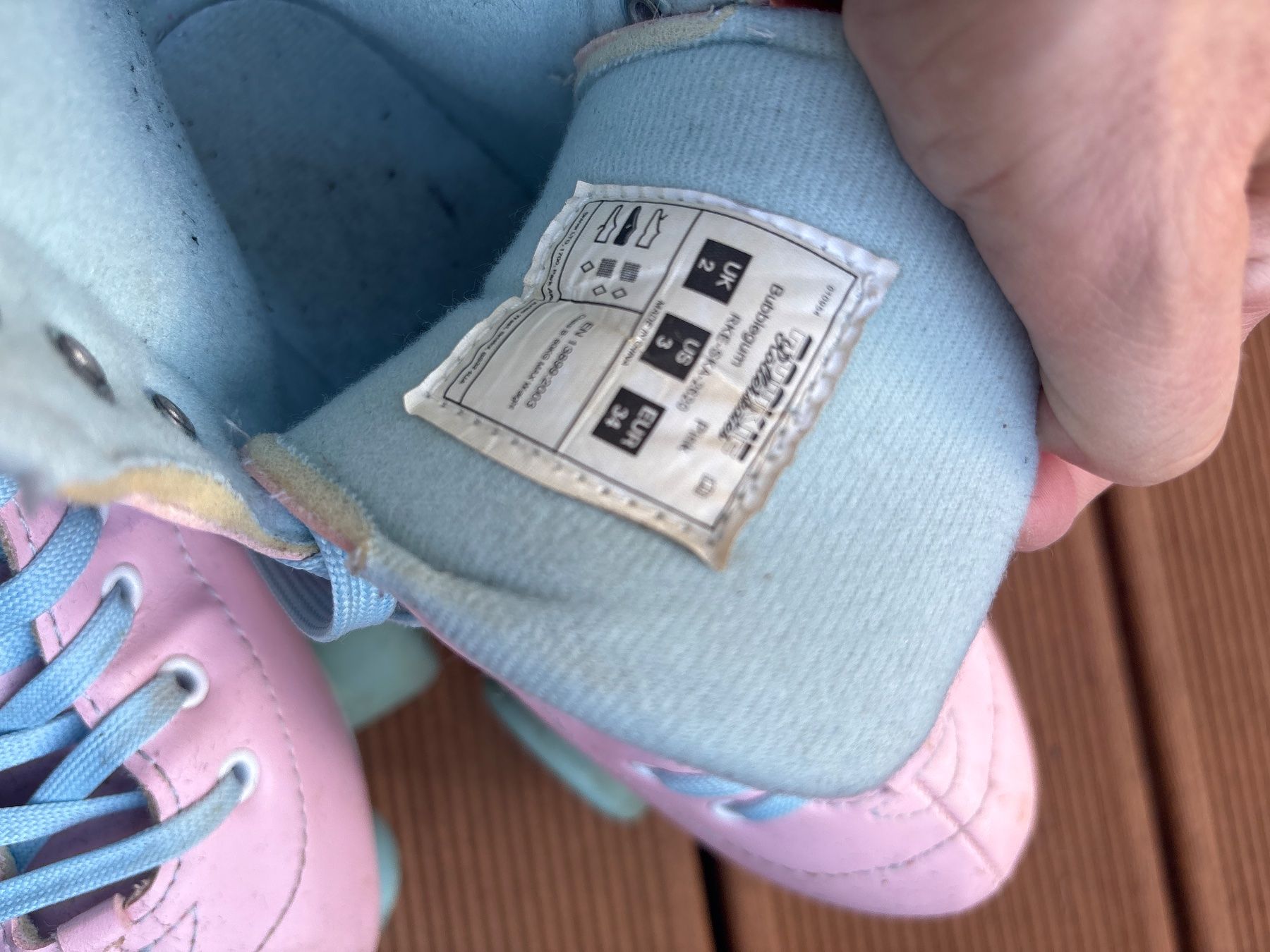 Pattini in linea & Pattini a rotelle: Kinder Rollschuhe – Usato da Brütten venduto da Stinkerli 3