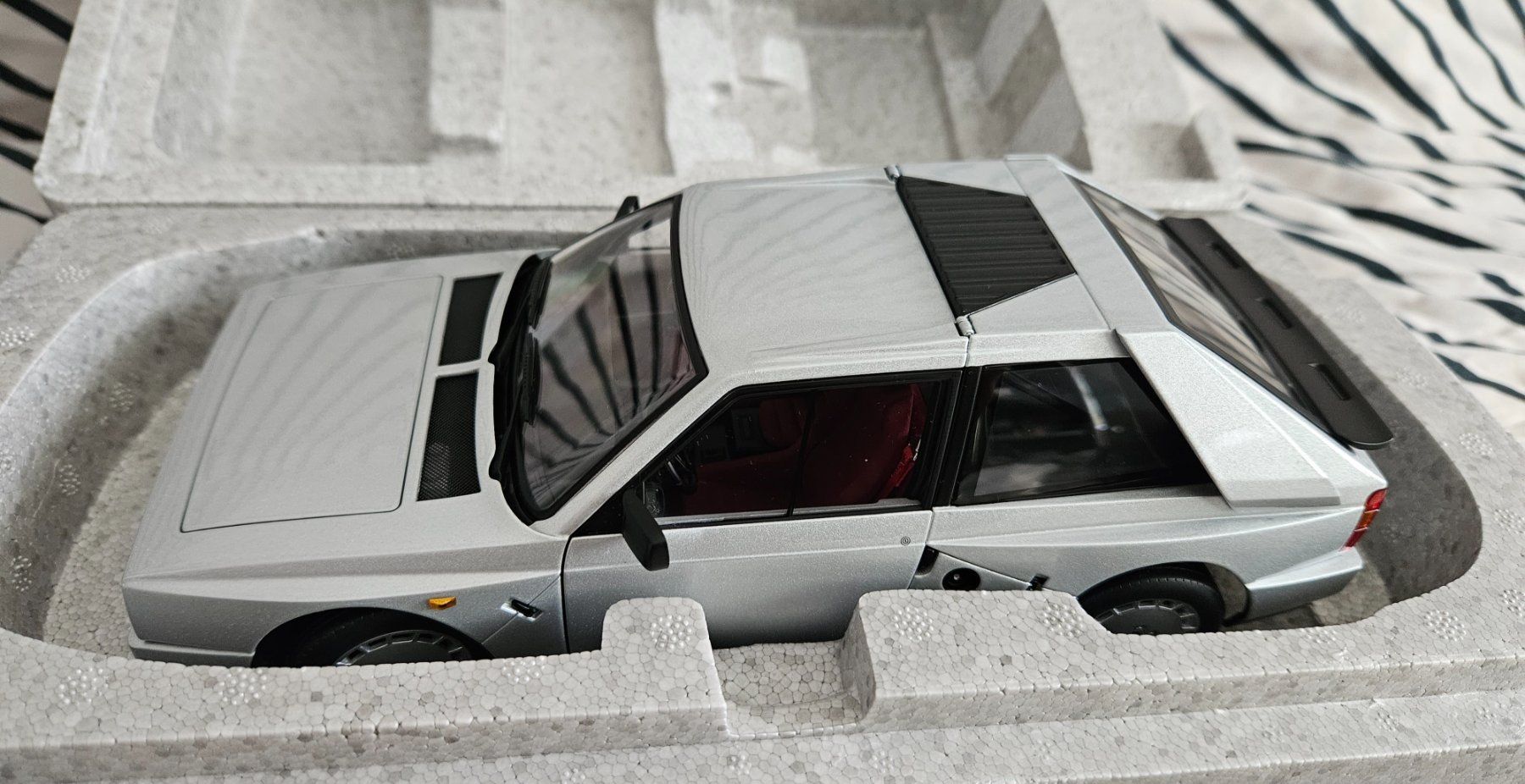 Autoart Modellini d'auto: Lancia Delta S4 1:18 AUTOart – Nuovo e nell'imballaggio originale da Minusio venduto da demi0110 3