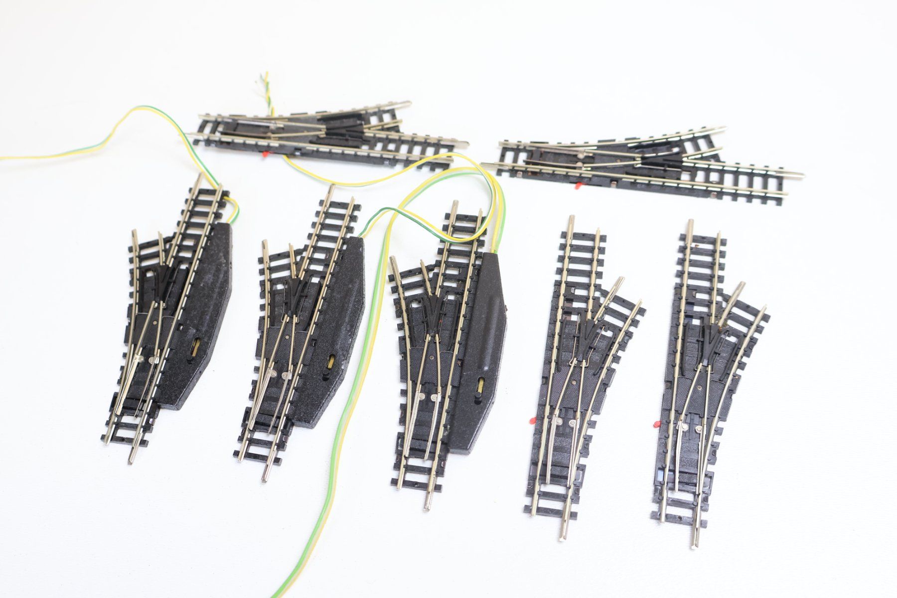 Trix Modelleisenbahnen: Minitrix 7 x El. Weichen - N – Gebraucht aus Winterthur von Monstera 2