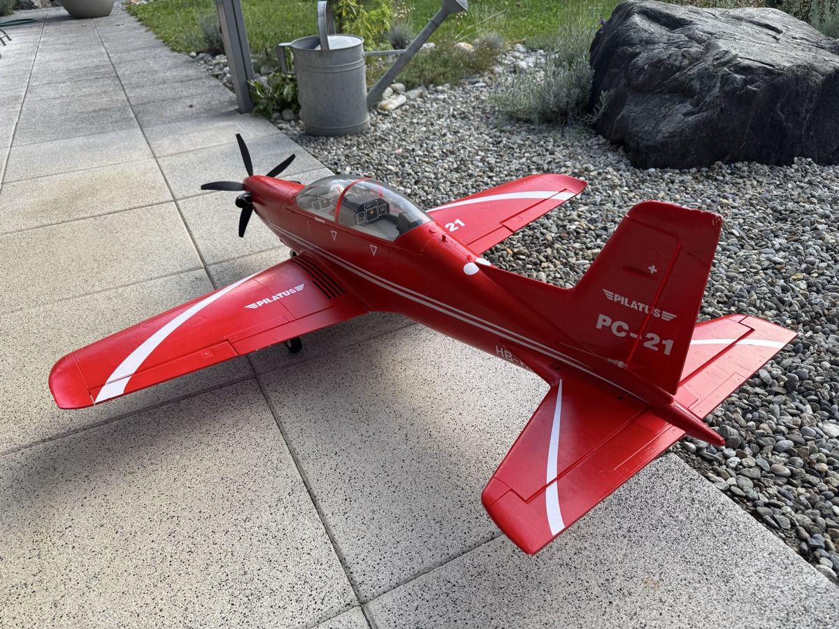 FMS RC Kits de montage: Pilatus PC21 FMS – D'occasion à Meiringen par goose02 1
