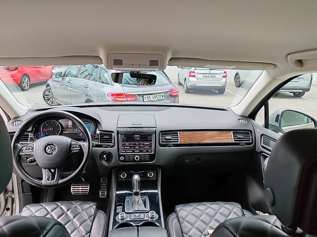 VW Automobili: VW Touareg 3.0 V6 TDI Executive – Usato da Bünzen venduto da Kriss86 1
