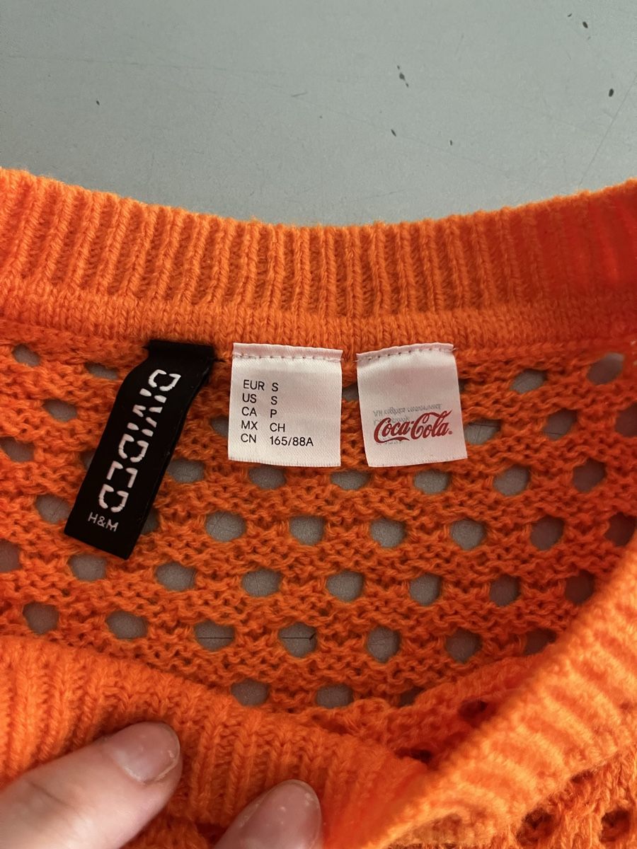 H&M Blouses, T-shirts & Tops: Strick-T-Shirt Gr.S – D'occasion à Bern par Regi1975 2