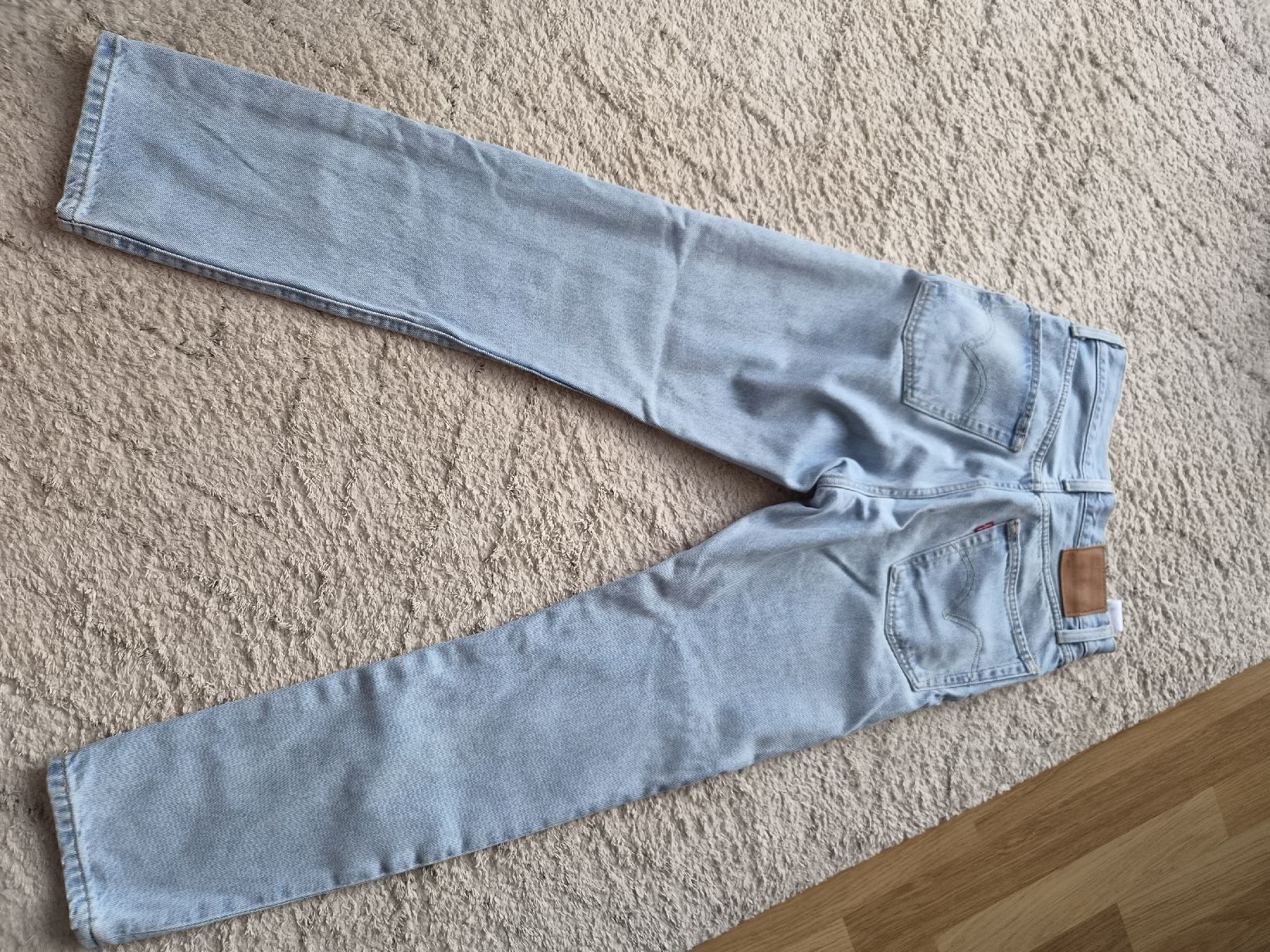 Levi's Jeans: 501 Levis 25/28 – Nuovo (secondo la descrizione) da Zürich venduto da Natalia192k 1