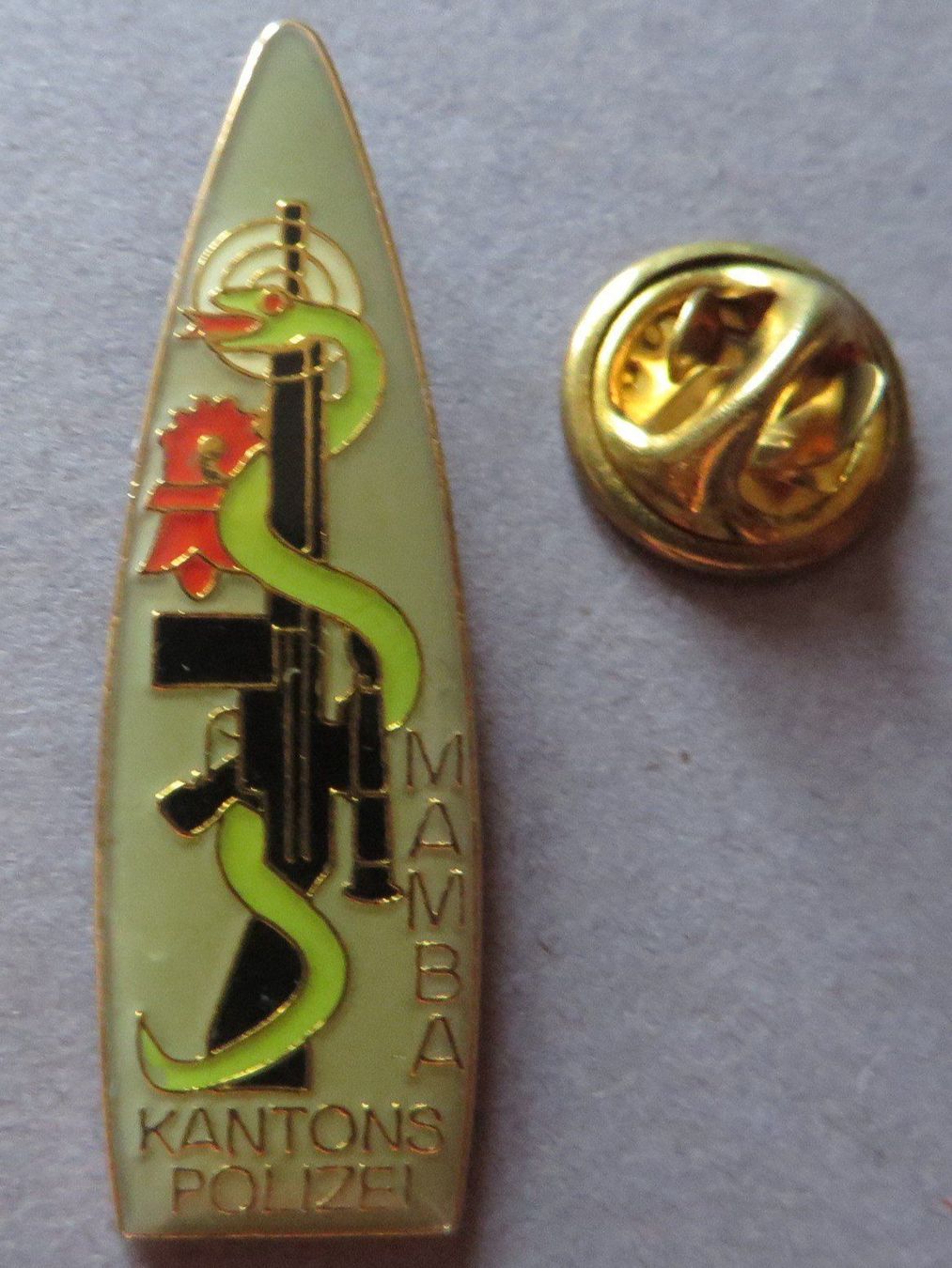 Plaketten & Abzeichen: PIN MAMBA KANTONSPOLIZEI BASEL, SCHLANGE – Gebraucht aus Neuhausen von luckimucki
