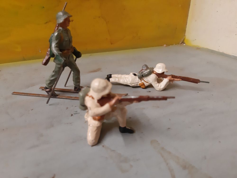 soldats suisses d'hiver, Lineol 1