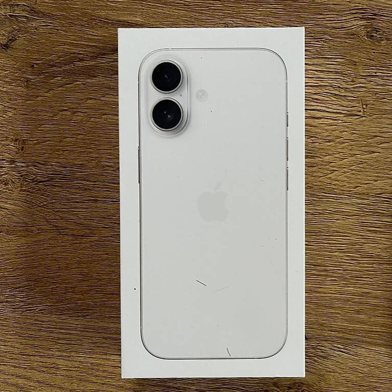 Telefoni cellulari / Smartphones: iPhone 17 512 GB – Usato da Niederscherli venduto da Fati63