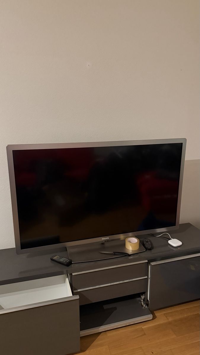 Philips Fernseher: Philips Fernseher  – Gebraucht aus Zürich von joy_56l9