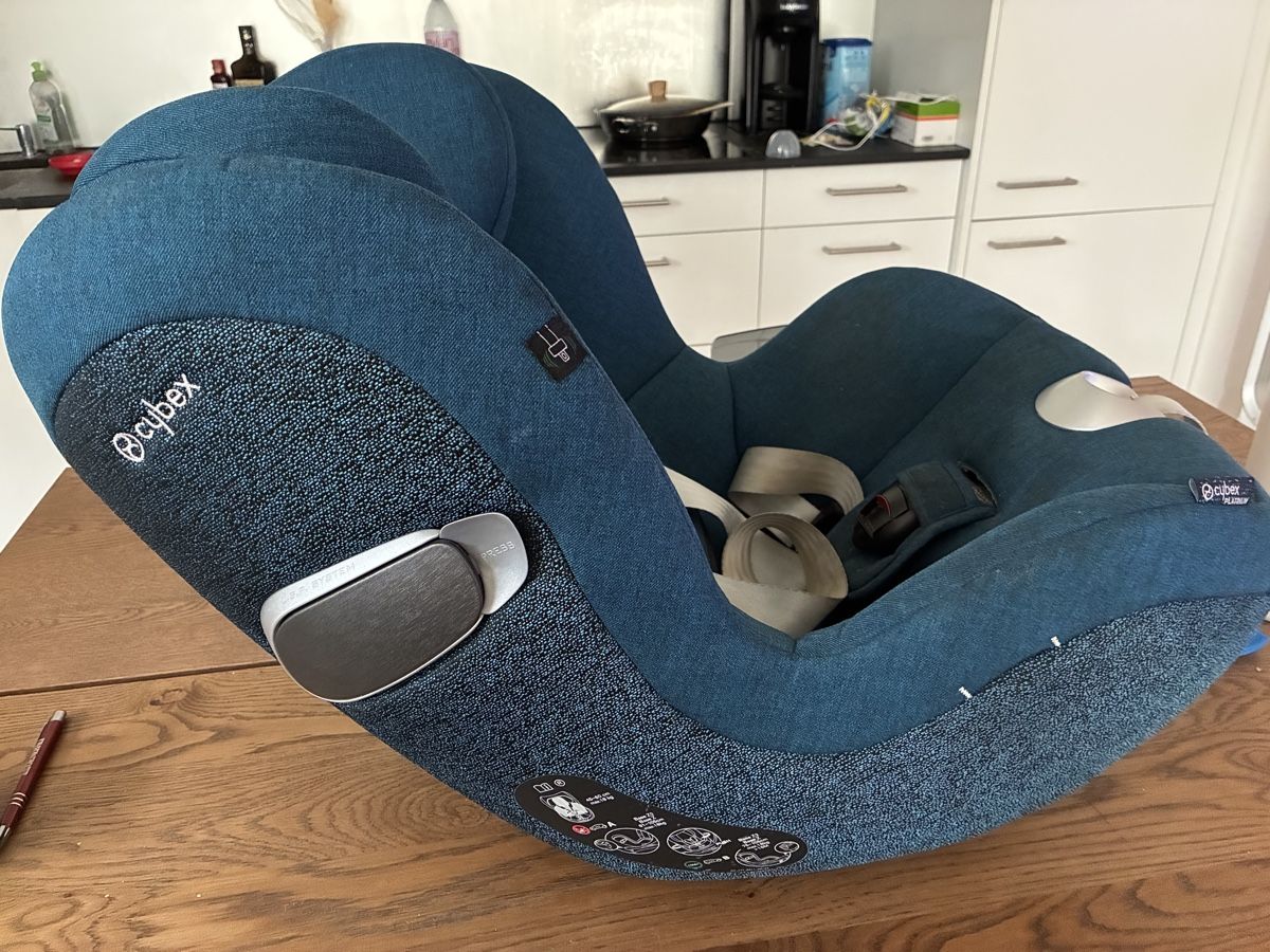 Cybex Seggiolini per auto: Kindersitz Sirona Z2 i-Size - unfallfrei – Usato da Saland venduto da Francyherrera