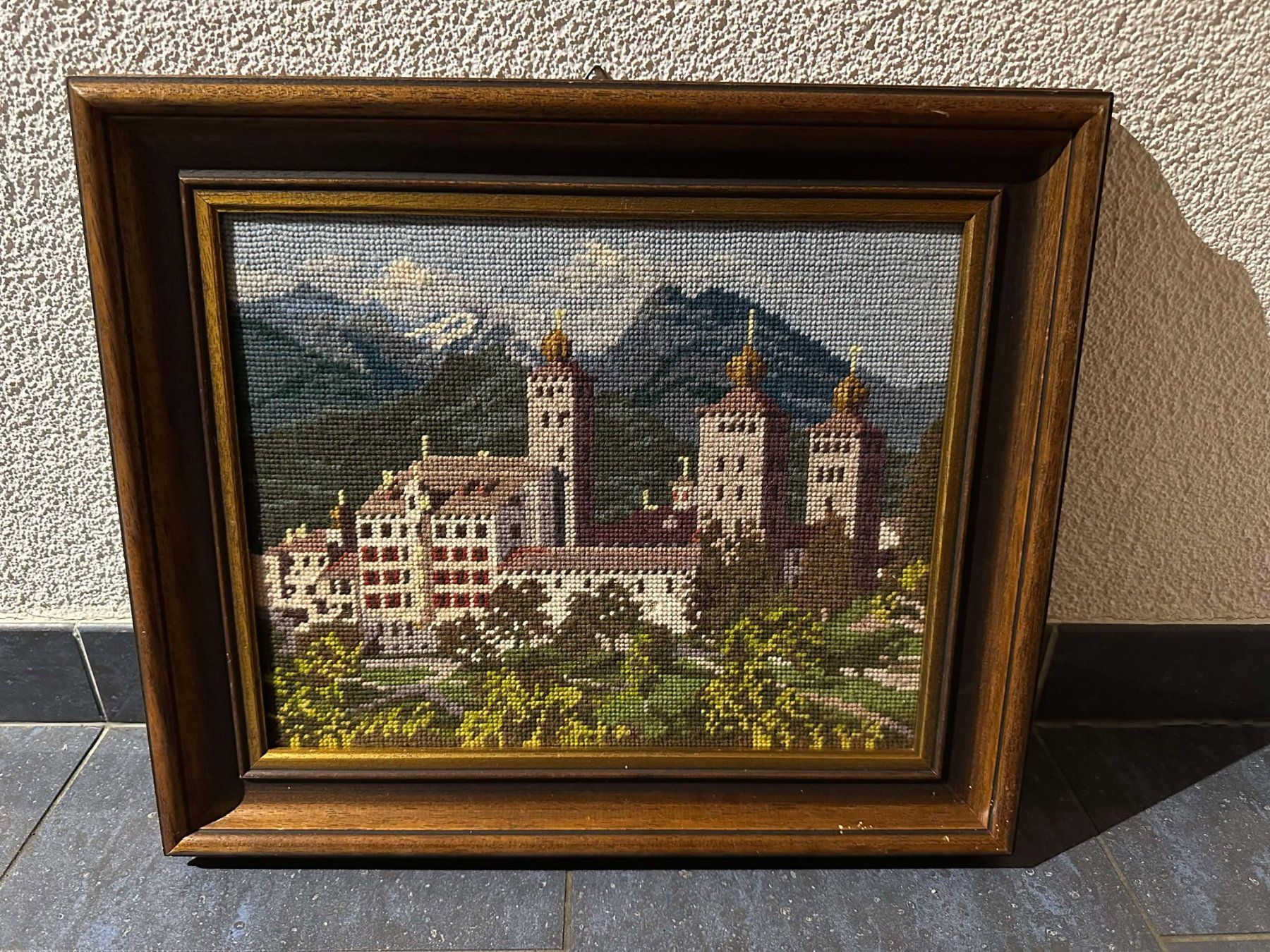 Foto & Immagini: Stockalperschloss Stoff Stickbild – Usato da Ried-Brig venduto da V8_Andy