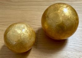 2 goldene Dekokugeln