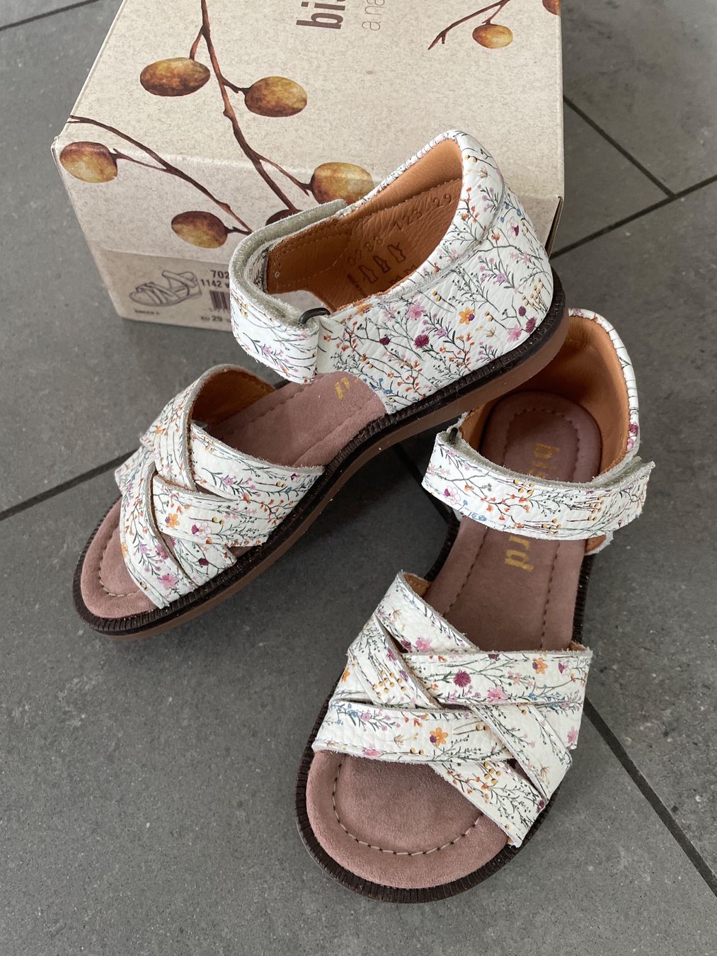Bisgaard Scarpe per ragazze: Neue Bisgaard Leder-Sandalen – Nuovo e nell'imballaggio originale da Steffisburg venduto da elle013 1