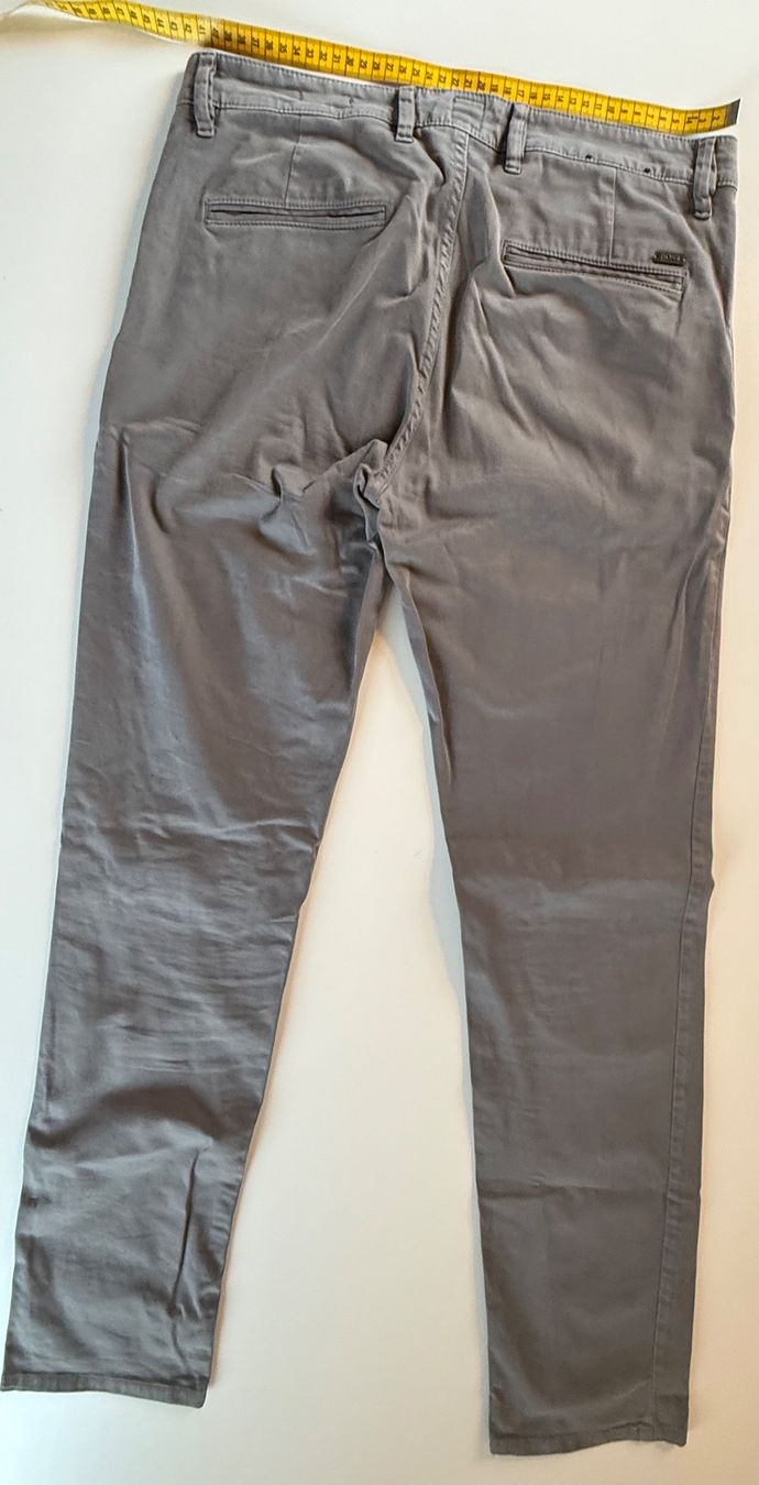 Hugo Boss Pantaloni: Herren Hose HugoBoss W32/L34 – Usato da Altendorf venduto da Elenaneagu22 3