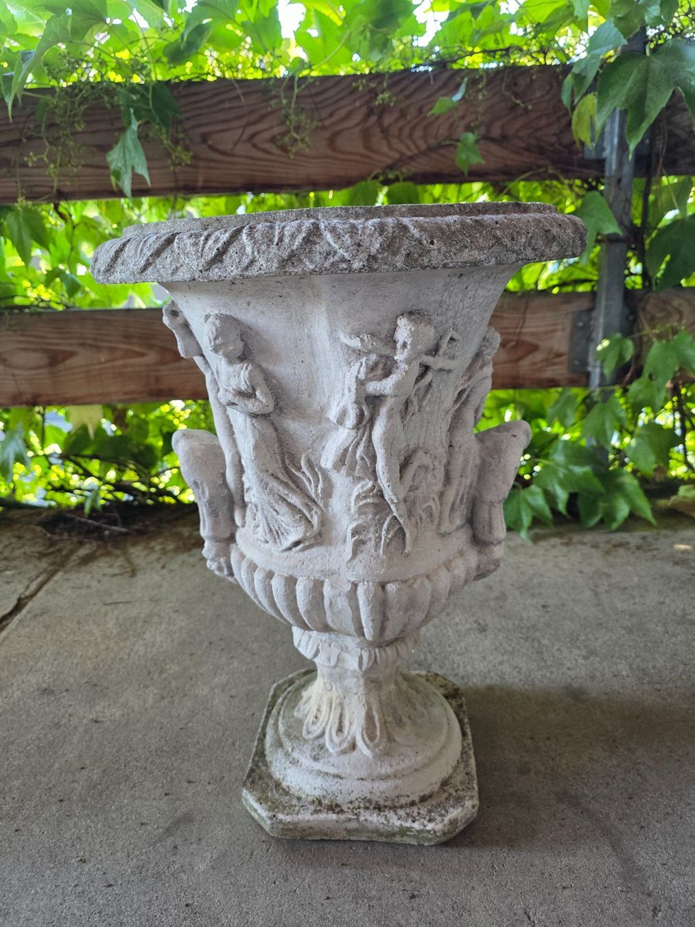 Casseroles: antike schwere Garten Amphore Stein Topf – D'occasion à Walterswil BE par Lonitti 5