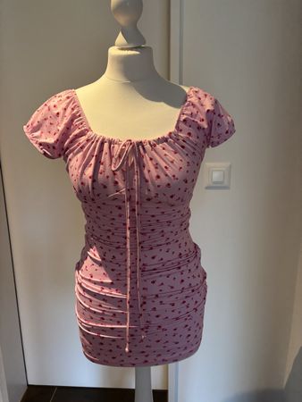 Kleid Grösse S 36 pink geblümt kurzarm mit Schnürung