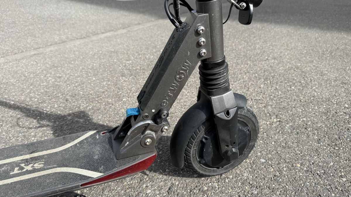 Kickboard: Elektro Trottinette SXT Light Plus V eKFV – Usato da Schlieren venduto da lulupupi 4