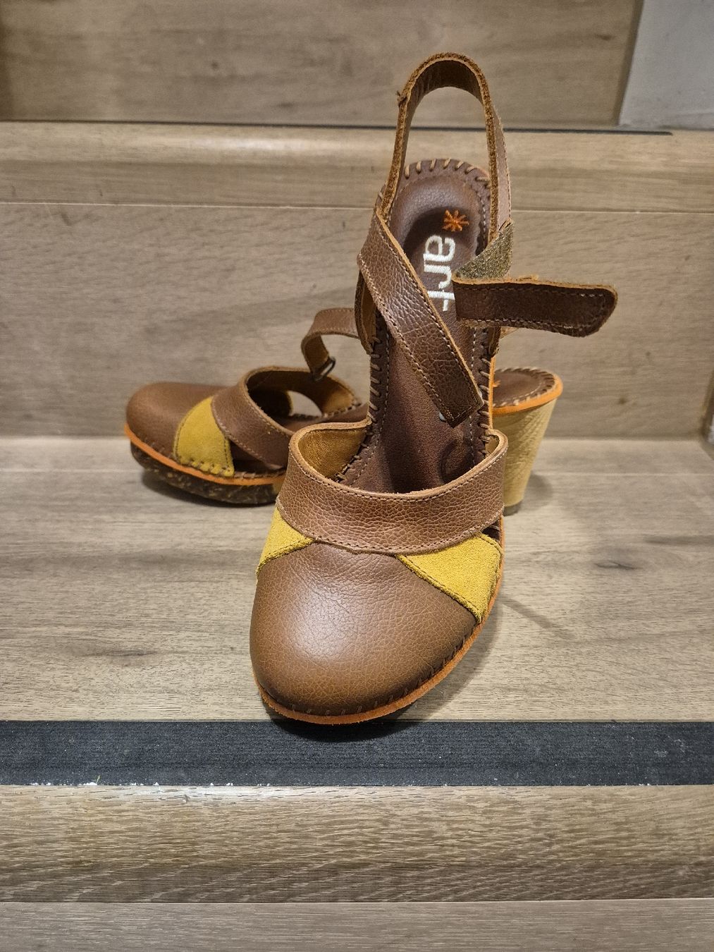 Art Scarpe da donna: sandales art – Nuovo e nell'imballaggio originale da Genève venduto da ana_z8yn