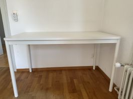 Schreibtisch weiss guter zustand 130x70cm