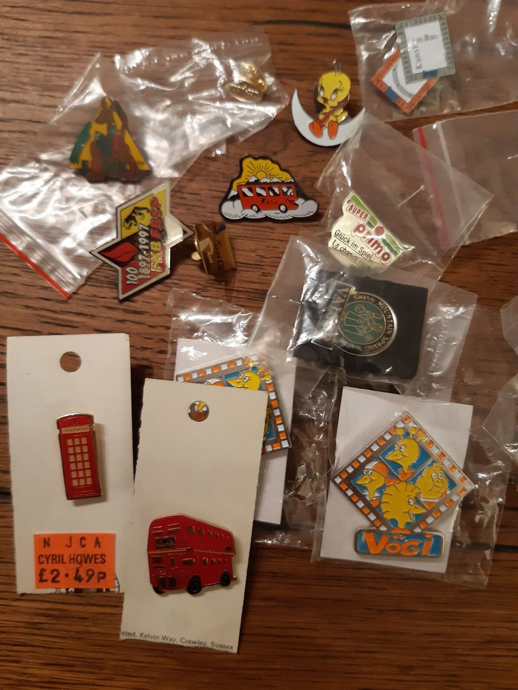 Kit bricolage: Pin – Usato da Pieterlen venduto da Dyui 1