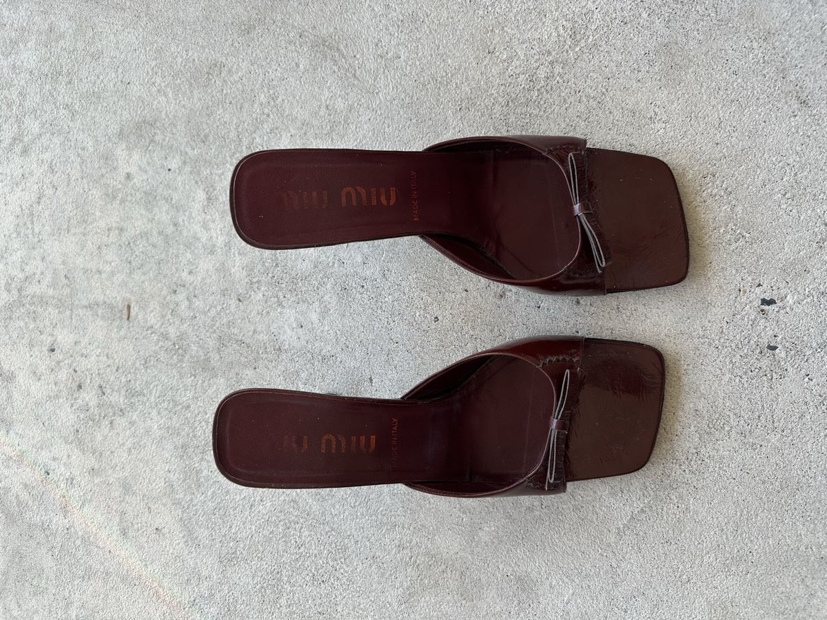 Miu Miu Damenschuhe: Miu Miu heels bordeux – Neu (gemäss Beschreibung) aus Stein AG von aca_b5vr 2