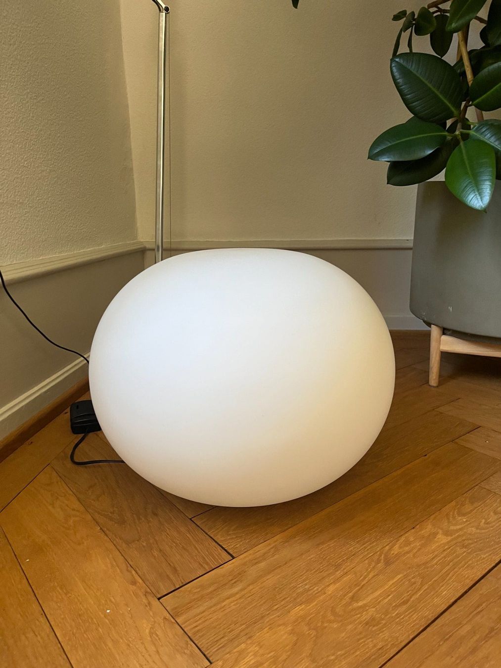 Flos Lampade: Flos Glo Ball Basic von Jasper Morrison – Usato da Basel venduto da tiktak09