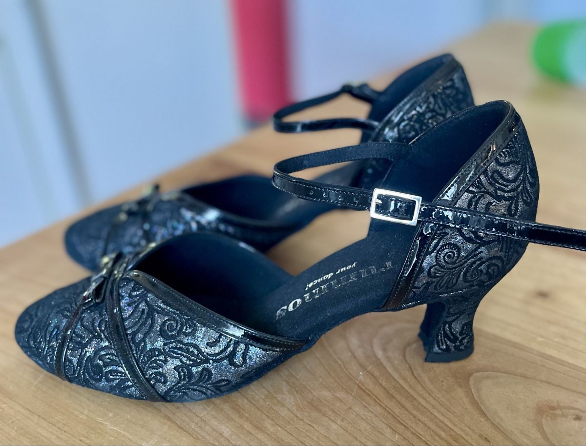 Scarpe da donna: Tanzschuhe Rummos Größe 40 – Usato da Spiegel b. Bern venduto da bla_p7v7 2