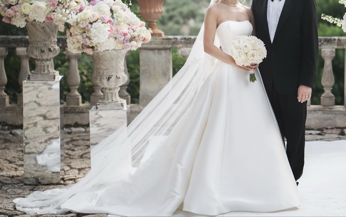 Pronovias Vestiti: Wedding gown - princess style – Usato da Zollikon venduto da jud_cmm9