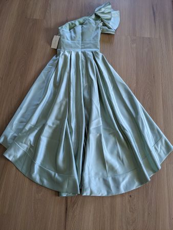 Ballkleid S (NEU mit Etikett)