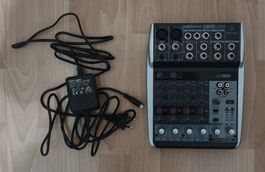 Behringer Xenyx Q802USB