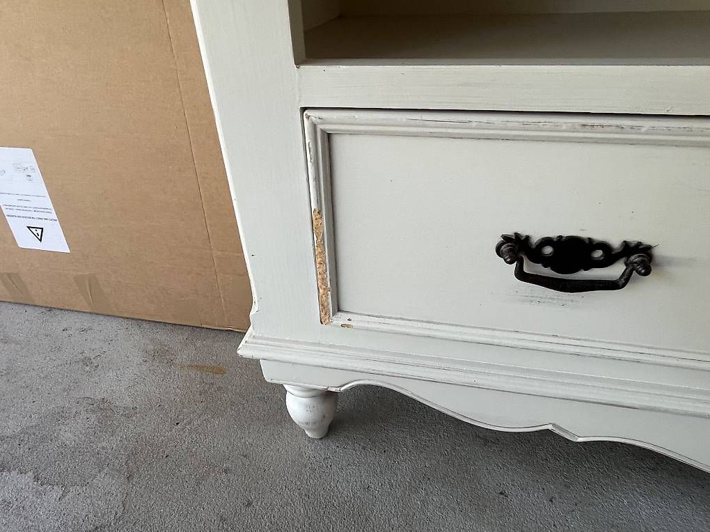 Meubles TV: Meuble bas en bois blanc – D'occasion à Bévilard par bb5_fm9h 2